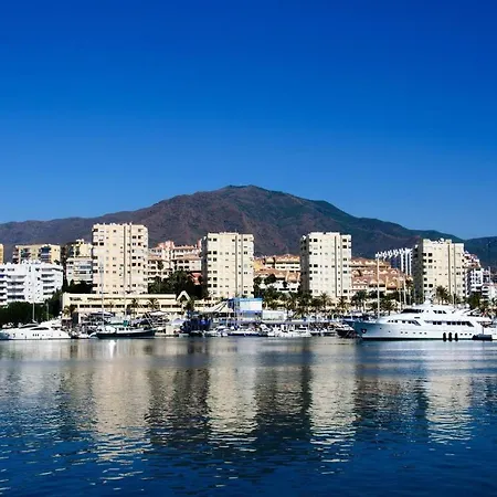 Big 2-bed In Sea View At Port Apartamento Estepona